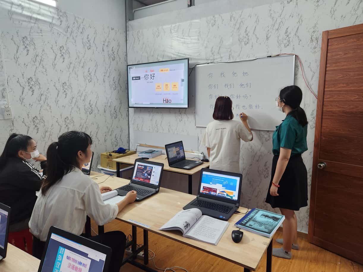 gia sư tiếng hoa sao việt